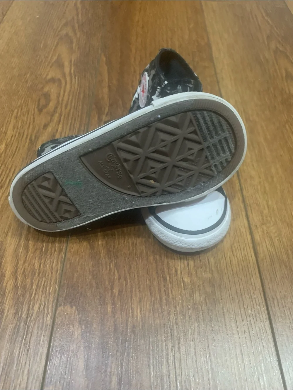 Converse Toddler Black & White Camo Sharks High-Top Sneakers- Size 8.